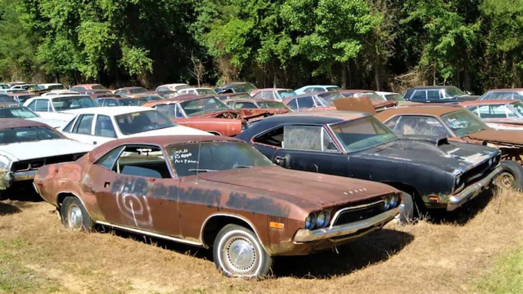 Junk car yards - worth a look-see