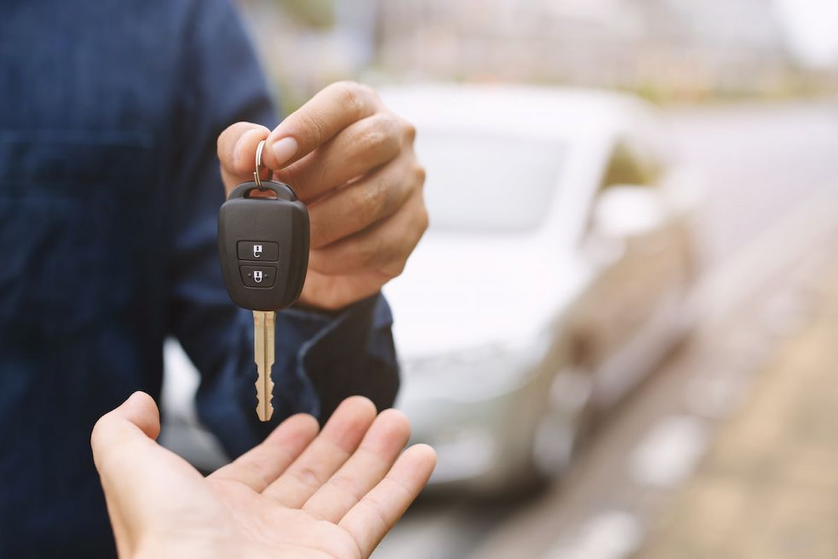 selling a car without a title