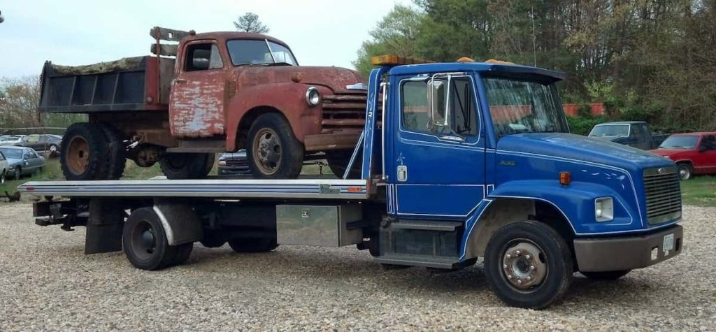Junk Car Towing - The problem of a junk car taking up valuable space