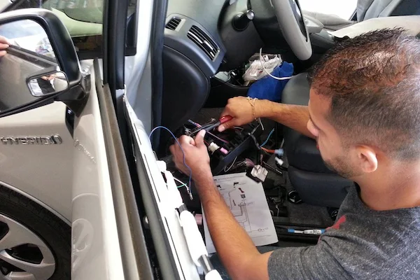 car tracking device